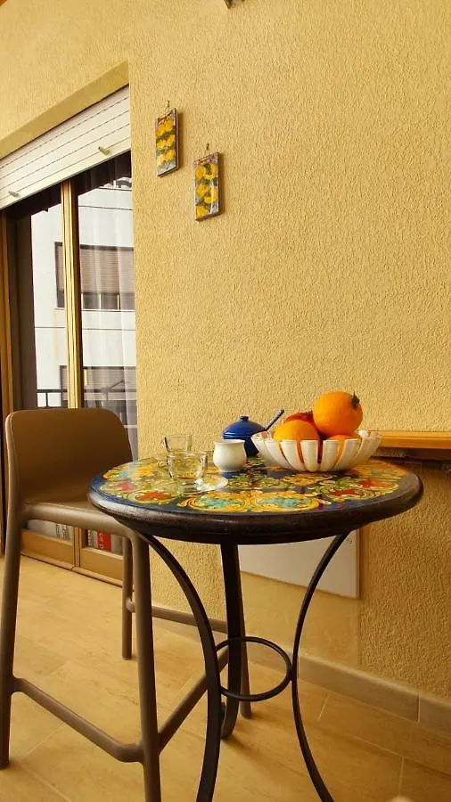 Libertyhouse Apartment Palermo 0*,